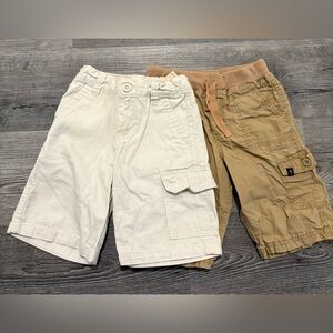 Levi's and Guess Two-Pack Cargo Shorts - Cream & Tan. Boy’s size 5